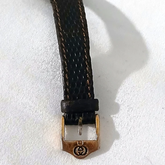 GUCCI | Vintage Womens Watch Model 3000 L - Picture 10 of 12